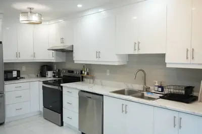 Image de Grand 6br Home | Designed for Families & Large Groups
