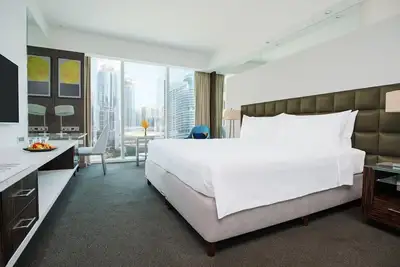 Image de Standard Room | voco Bonnington | Pool, Sauna, Steam Rooms | 2 Units