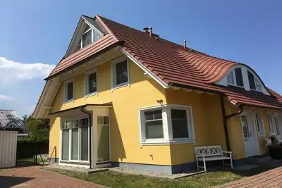 Image de Maison de vacances à Zingst avec piscine