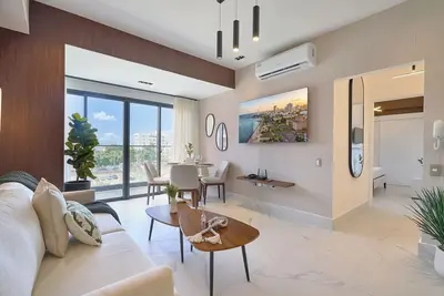 Image de ®{2br | Urban~Oasis} DowntownSD +Pool+Gym+Balcony
