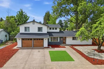 Image de The Canopy House Eugene Retreat Near Uo & Autzen