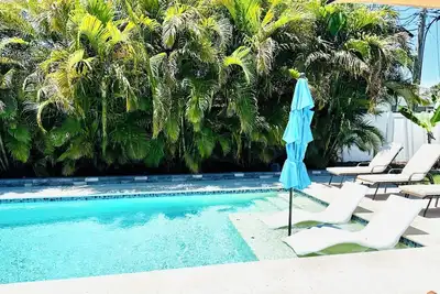 Image de Coastal Retreat Near Beaches | Pool Oasis | WiFi