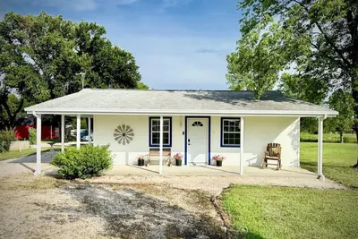 Image de Windmill Country Cottage - a place to relax away from the busy!
