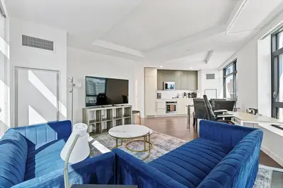Image de Sleek 2br 2ba in Fenway, High-End Building