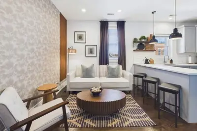 Image de Boho City Escape | Parking + Balcony