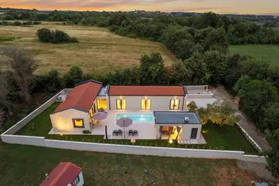 Image de Modern Istrian Villa Teva near Pula in Istrian style by Istrabook