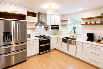 Image de Upscale Furnished Home for Professionals & Crews