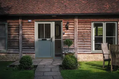 Image de Oaters Wood, pet friendly, with a garden in Lodsworth