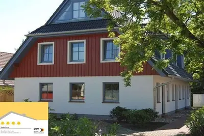 Image de Maison de vacances à Zingst avec piscine