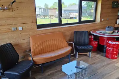 Image de Gîte Spa vieilles bagnoles et bécanes