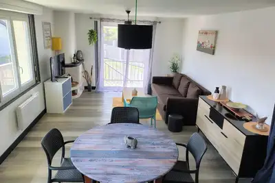 Image de Appartement spacieux proche océan et commerce