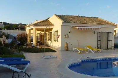 Image de Peaceful rural retreat, private pool, stunning mountain views close to Arboleas.
