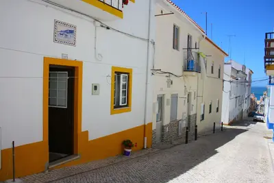 Image de Rustic house featuring traditional Portuguese handicrafts