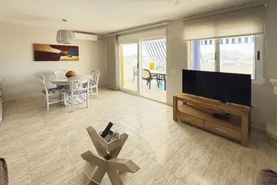Image de Vacation rental in Oliva, 60 meters from the beach and next to the golf course