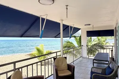 Image de Yarianna's Beach House