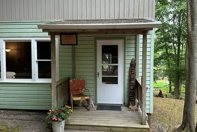 Image de Cozy Rustic Lakefront Cottage on Upper Hamlin Lake, Ludington - Perfect Getaway
