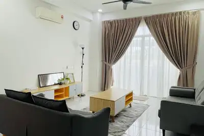 Image de Oak & Ivory Home | 3br Ground Floor Apartment