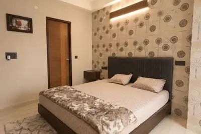 Image de Moksha Zen Luxury 2bhk|Epic Rooftop Mountain view