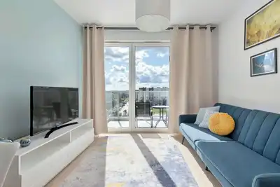 Image de Stylish Apartment with Balcony & Workspace | Parking
