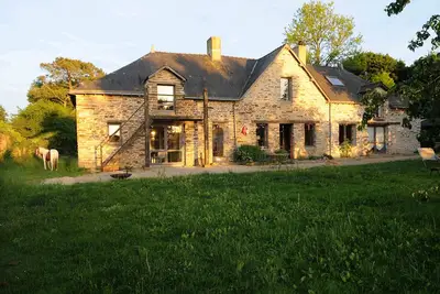 Image de Gîte dans maison de caractère au calme à la campagne, avec sauna