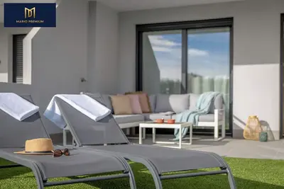 Image de Sea Side Punta Prima 2-bedroom apartment in quaint Torrevieja with refreshing Ac