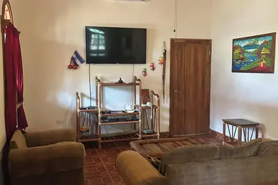 Image de Very comfortable two bedroom one bath house on a private lot the Hacienda Iguana