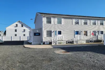 Image de Beach Blessing  Beach Blessing - 2 bedroom/2 bath condo in the heart of York Beach