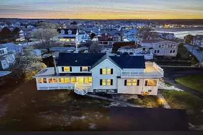 Image de Oceanview 7 bedroom home close to Short Sands Beach
