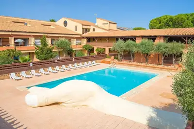 Image de Charmant studio pour 4 | Au cœur du golf | Piscine