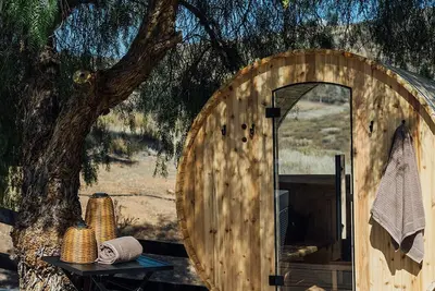 Image de New! Rural Group Escape w/ Cold Plunge + Hottub