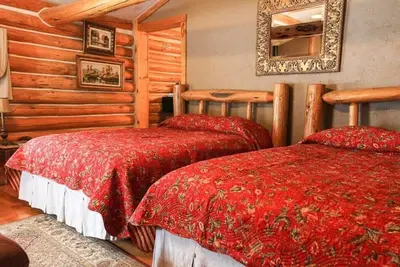 Lodgepole Cabin in Dry Creek
