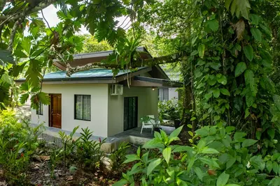 Image de River Collection - Villa Serenity #1 Cabin in La Fortuna with Ac