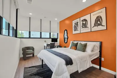 Image de Stylish 2br Suite Otr, Gym, Pool Downtown Access