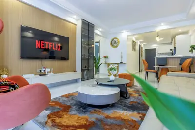 Image de Luxurious stay at Vintage -Homes  3br (Workspace, Gym, Rooftop & Massage)