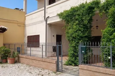 Image de Sara Vacation Home - apartment 2 km from the sea