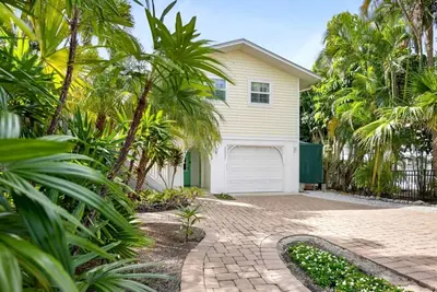Image de Gorgeous Turtle Cottage in Captiva, Florida