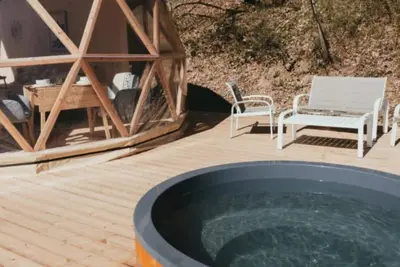 Image de Dôme géodésique -bain nordique & parenthèse en pleine nature