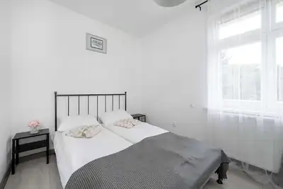 Image de Lilac Studio with Bathtub | Close to the Park