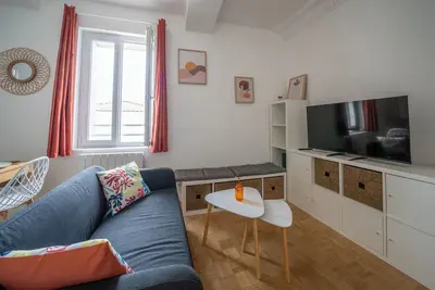 Image de Appartement centre ville tram 3 chambres 3 sdb