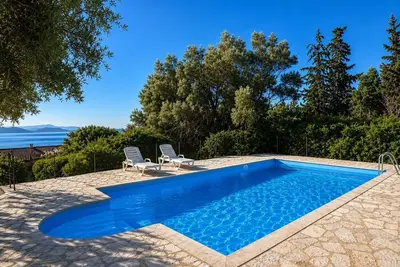 Image de Ulysse77 - Ocean-View House with Pool & Garden