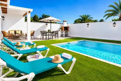 Image de Villa Flamenquita - Deux Chambres Villa, Couchages 4