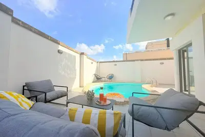 Image de Modern Villa Escape - Close to Beaches & Dining