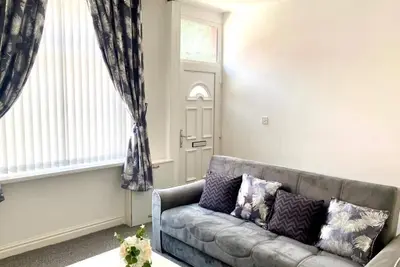 Image de Amazing 2-bedroom house in enchanting Manchester perfect for your stay