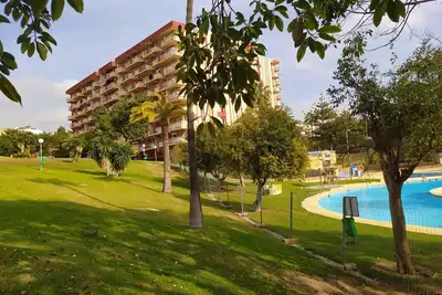 Image de Studio avec piscine à Hércules - Gamonal