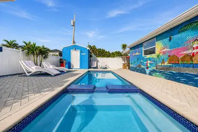 Image de Salty Flamingo | Pool Oasis Near Beaches