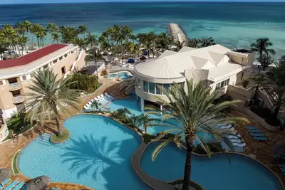 Image de This Place Has Everything for a Great Trip! Outdoor Pools, Free Parking!
