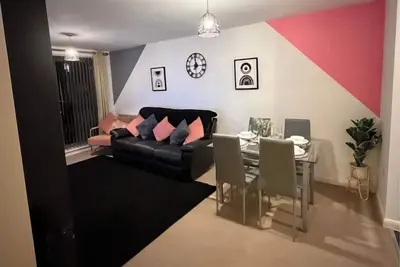 Image de 2 Bedroom, 2 Full Bathroom Flat with Free Parking in Birmingham City Centre