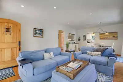 Image de New! Casa Capricho in West Beach with A/C, private yard, walk to beach