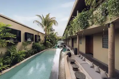 Image de Grand Twin Suite 1br w/ Balcony & Tub Seminyak