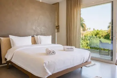 Image de Location de villa de luxe à Tunis avec piscine intérieure privée